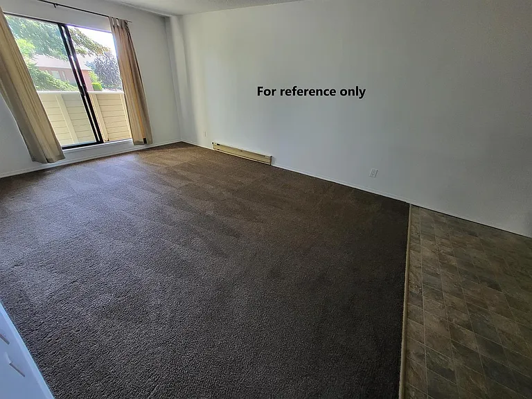 2460 Glen Eagle Cres — Photo 10