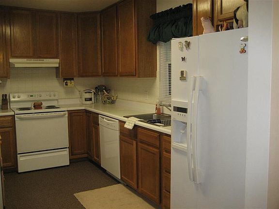 5th image of 668 Cassel Hills Ct