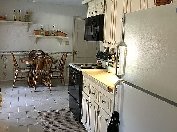 Galley Kitchen - Dining Area