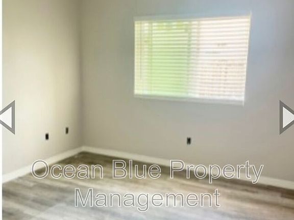 5th image of 2771 Royal Palm Ave Unit 109