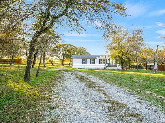 3rd image of 5246 SAVANNAH WAY