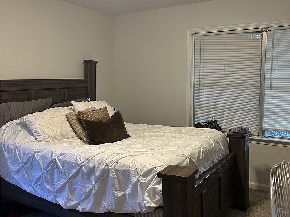 1st image of 302 Shore Acres Blvd #302