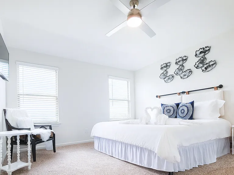 13810 Enzo Gate #102 — Photo 13