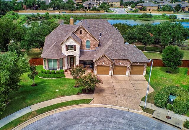 1st image of 327 Angus Dr