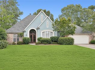 439 Red Maple Dr, Mandeville, LA 70448