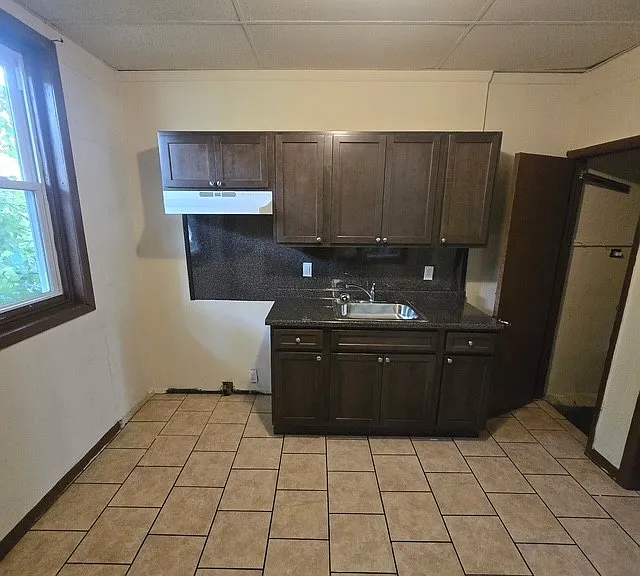4419 N Franklin St — Photo 5