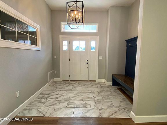 2nd image of 3623 Darren Ct