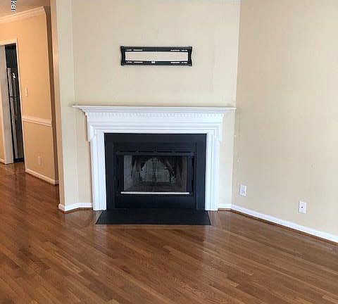 3rd image of 1815 Gardiner Ln APT H65