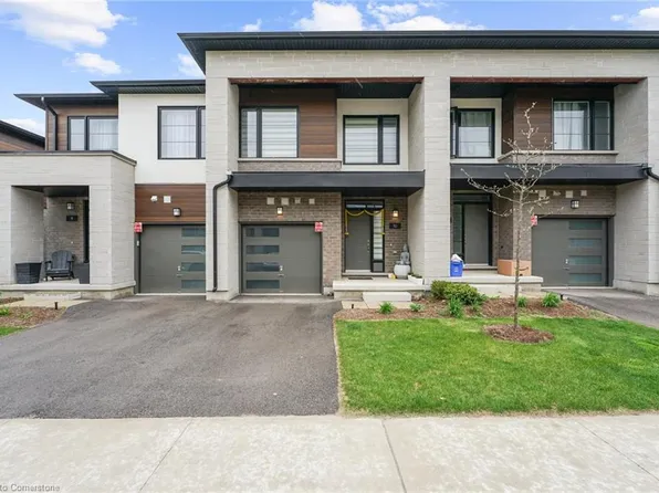 350 River Rd #10, Cambridge, ON N3C 0H4