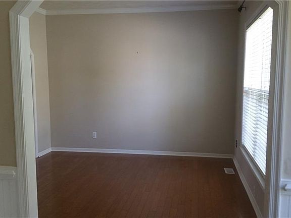 4th image of 6402 Old Westham Dr N