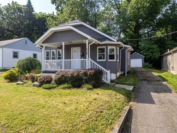 1168 Onondago Ave, Akron, OH 44305