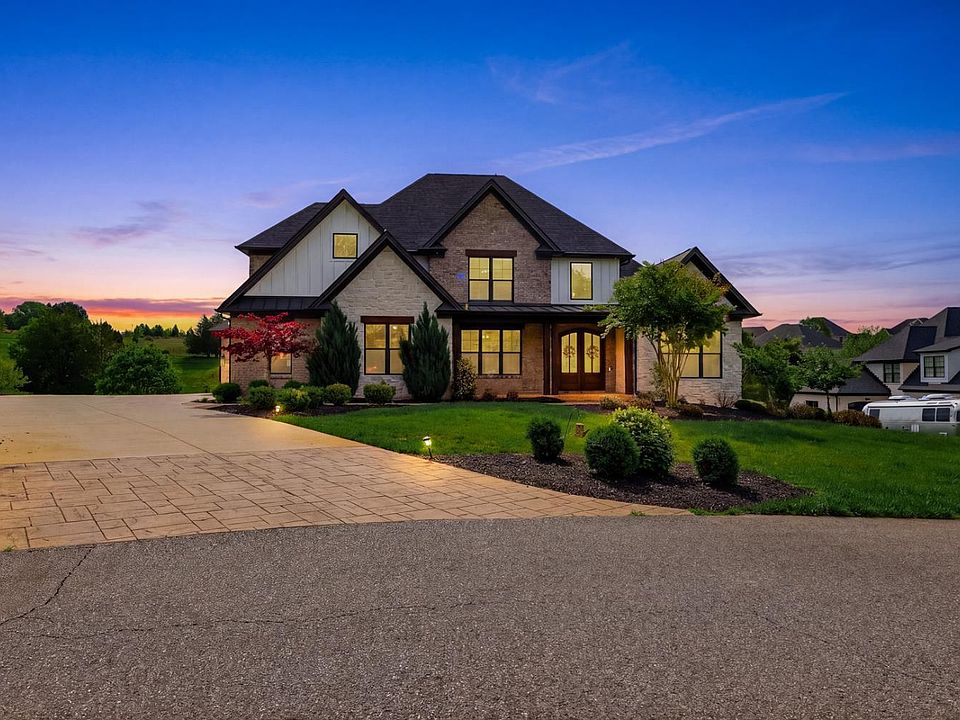1st image of 1065 Lake Scene Ct