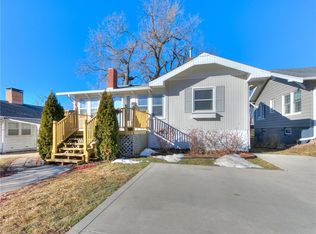 814 40th Pl, Des Moines, IA 50312