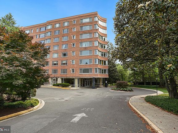 2nd image of 4200 Cathedral Ave NW APT 614