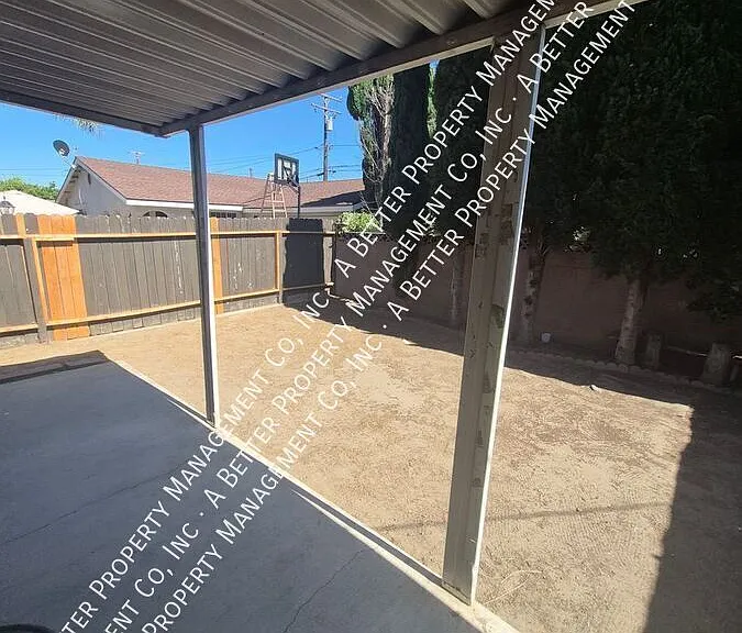 6802 Caro St — Photo 11