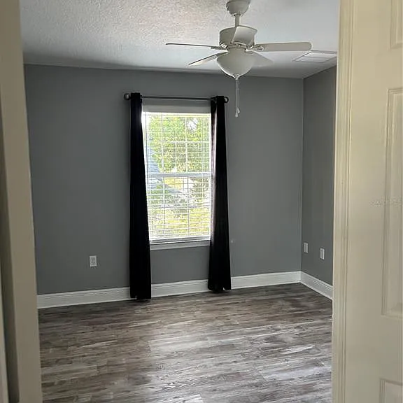 Eastern Pecan Pl — Photo 6