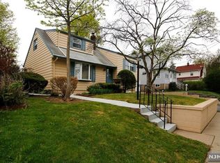 60 Merritt Ave, Bergenfield, NJ 07621