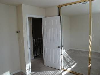 3rd image of 507 Scottsville Ct