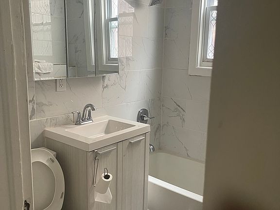 5th image of 179 Carolina Ave Floor 1