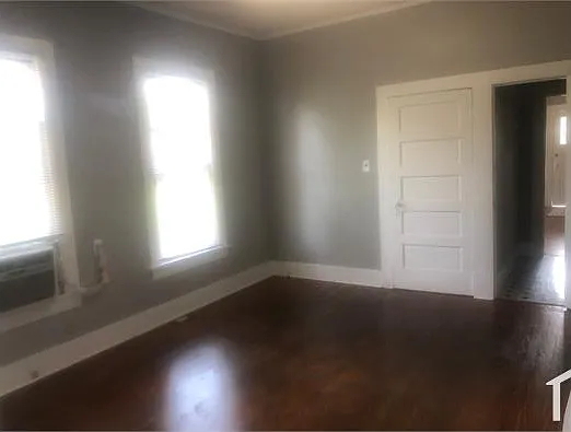 2259 Avenue D — Photo 3
