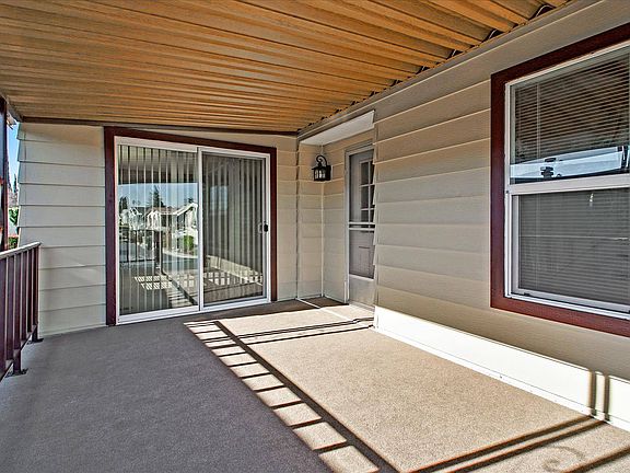 5th image of 886 Villa Teresa Way
