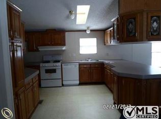 46771 Kozma St, Belleville, MI 48111