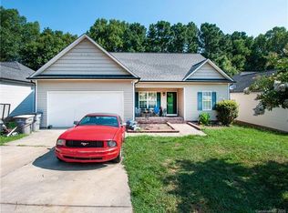 2221 Charles Towne Ct, Kannapolis, NC 28083