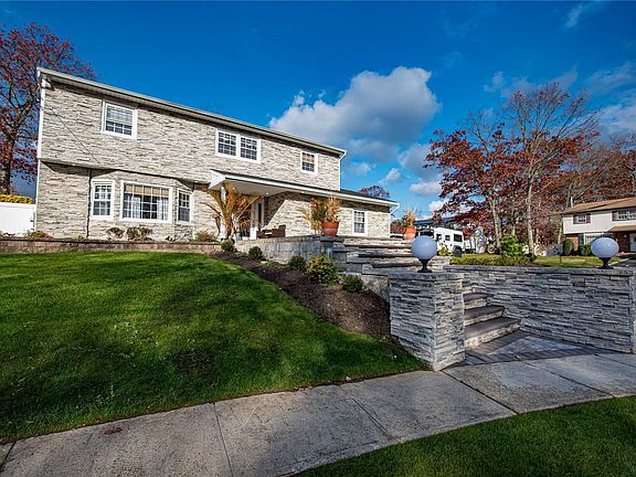 4th image of 13 Nixon Ct