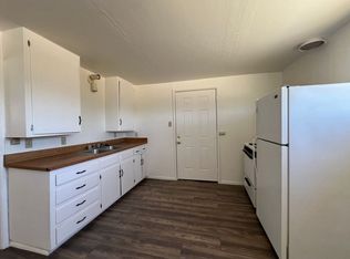 34863 Cedar Rd APT C, Barstow, CA 92311