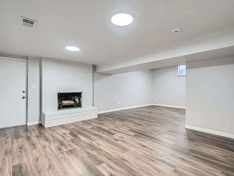 7055 S Costilla St — Photo 19
