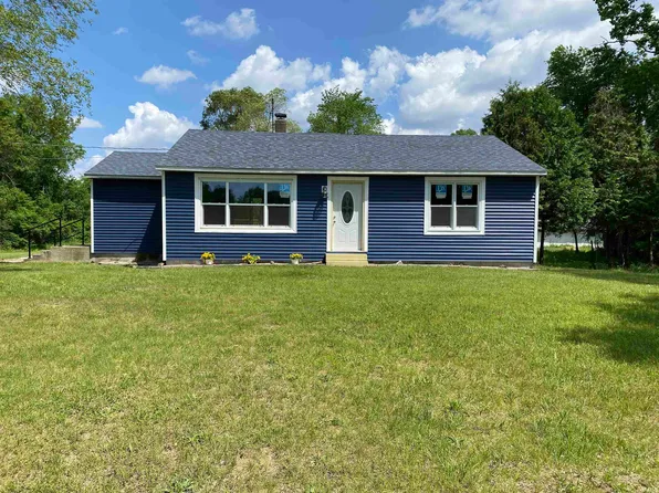 2560 E Toto Rd, Knox, IN 46534