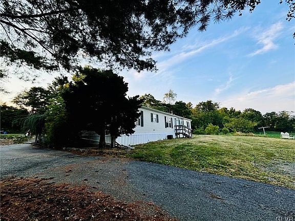 3rd image of 7468 Shady Dr