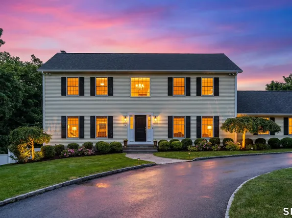 63 Garibaldi Lane, New Canaan, CT 06840