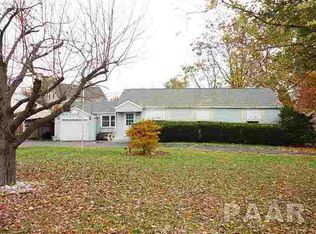 4912 N Glenaire Ct, Peoria Heights, IL 61616