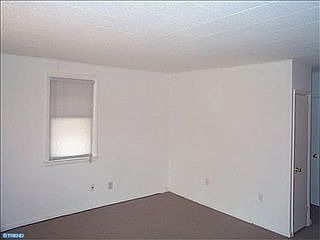 4th image of 4501 Bleigh Ave