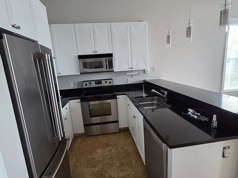 302 Lorch St #201 — Photo 5