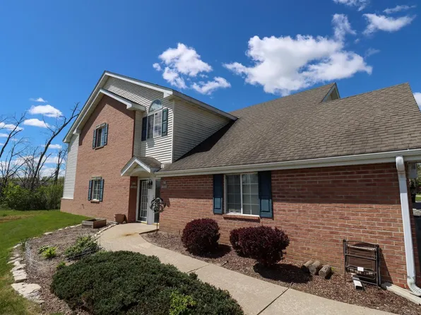 S77W19333 Lakewood DRIVE, Muskego, WI 53150