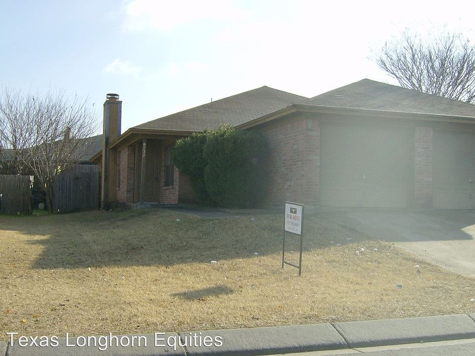 1st image of 6739 Glenbrook Ln