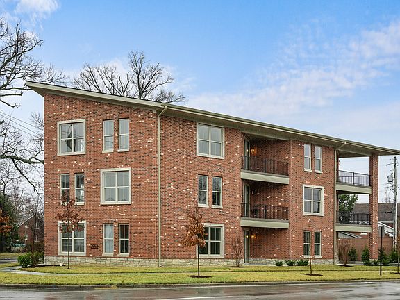 2nd image of 2552 Talbott Ave #5