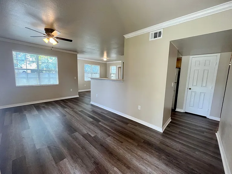 1155 Villagio Cir #105 — Photo 5