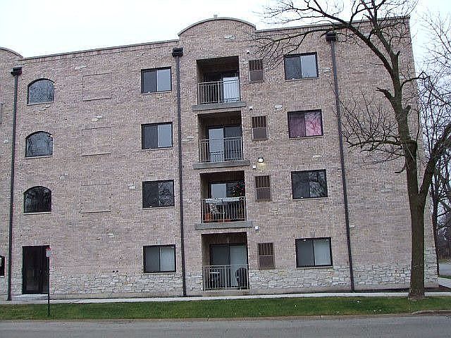 1st image of 7336 40th St Unit 2C