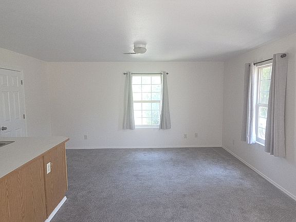 4th image of 875 N 3rd East St #13C
