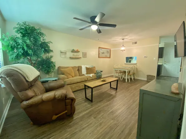 1304 N Nashville Ave, Russellville, AR 72801