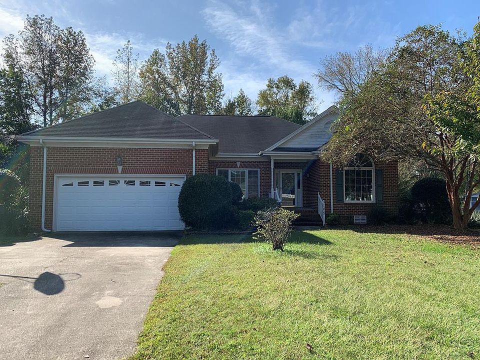 1st image of 105 Eleanor Pl