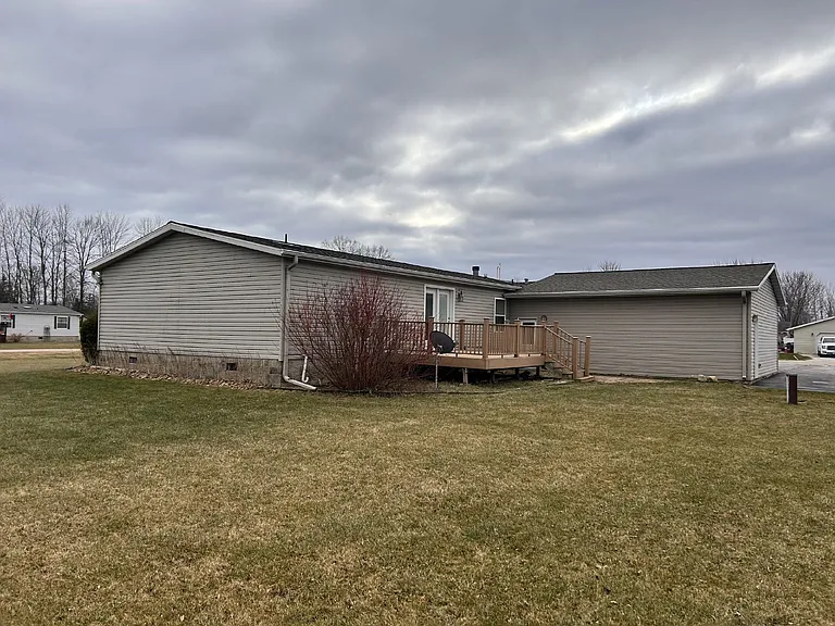 5024 Shamrock Way — Photo 13