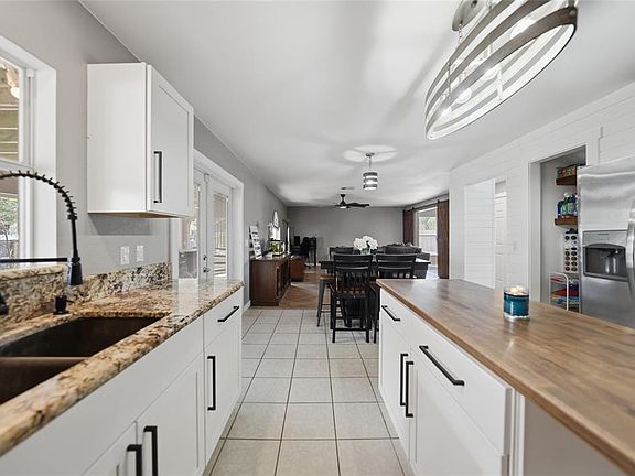 3rd image of 2653 Jaylene Rd