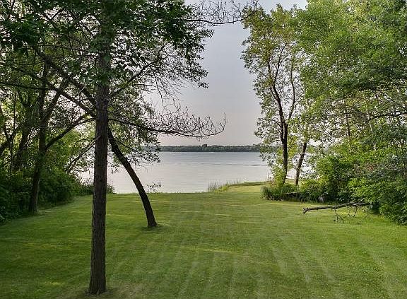 3rd image of 2461 S Lake George Dr NW
