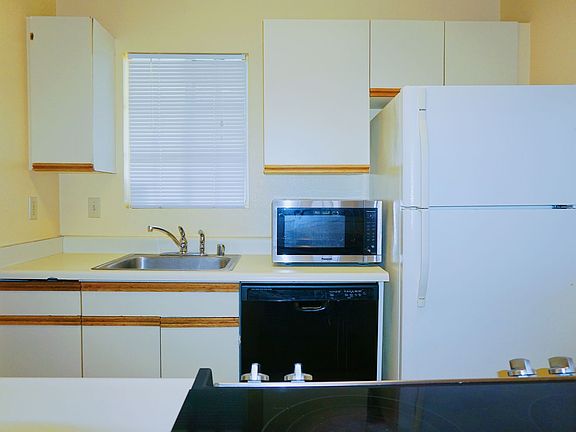 3rd image of 92-1019 Lalahi St #12203