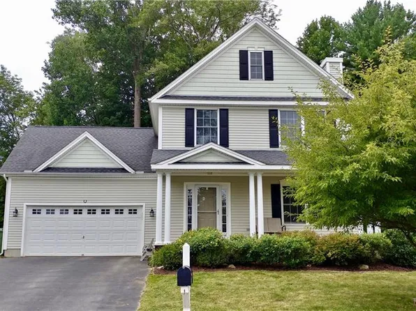 7 Julia Ter, East Hampton, CT 06424