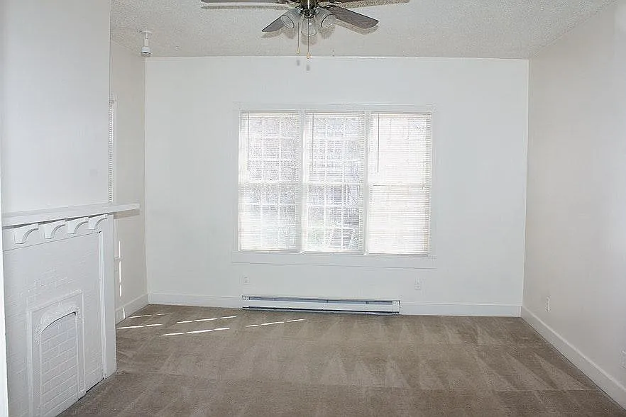 1 bed, 945 sqft, $1,545 — Photo 2